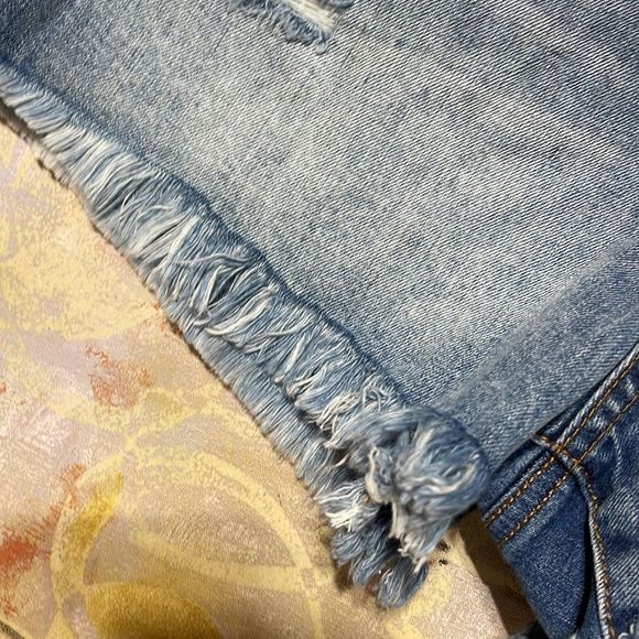 Sky and Sparrow Distressed Denim Short - Picture 8 of 16
